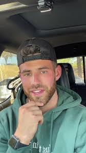 Mario Payne's Instagram, Twitter & Facebook