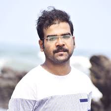 What is the role of HO2 radical in the H2-O2 combustion system ?