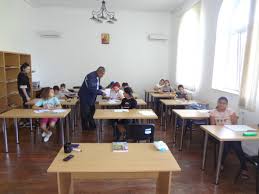FOTO 35 de eleve de la Şcoala de Fete Grădinari, în tabăra de matematică | Realitatea Oltului