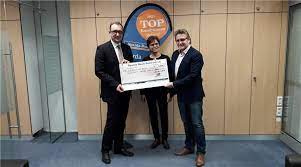 Cookies sind hilfreiche datenpakete, die es uns als anbieter erleichtern, ihnen eine optimal bedienbare webseite anzubieten. Eine Spende Von 1 000 Euro Wurde Uberreicht