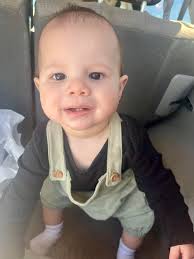 Ok. How do you guys not have panic attacks while feeding. Gave my baby  steamed broccoli and she shoved a whole stalk in her mouth and started  gagging a bunch and eyes