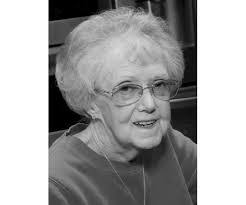 Gloria Gamache's Instagram, Twitter & Facebook