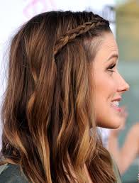 Sophia bush has captured film and television audiences with her range of roles and diverse characters she was born on july 8, 1982, in pasadena, california, and is an only child. Sophia Bush Hair Sophia Bush Hair Hair Styles Hair Beauty