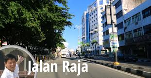 Most of these places are located in the heart of the city,like rumah merdeka is located behind the hotel royale, jalan putra, alor setar. Jalan Raja Alor Setar