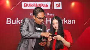 Jadi terus simak dan terus pahami mengenai caranya agar anda paham dan jelas saat akan melakukan. Belanja Di Bukalapak Bisa Dibayar Dengan Cicilan Tanpa Kartu Kredit Kumparan Com