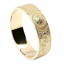 Diamant voir plus d'idées sur le thème bague mariage, diamant unique, bague homme. Bague De Mariage Irlandaise Pour Homme