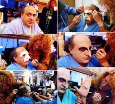 Find the perfect danny devito daughter stock photos and editorial news pictures from getty images. Danny Devito Transforming Into The Penguin For Batman Returns 1992 Damnthatsinteresting