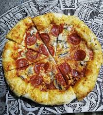 Stuffed Crust Pizza Pizza Https Www Diningandcooking Com 177522 Stuffed Crust Pizza In 2020 Pizza Crust Food Pizza Lovers