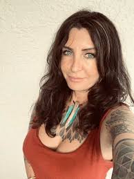 Hi everyone! My name is Larysa, I am yoga teacher and I from Ukraine Now I  am living in Ireland, picturesque village Oranmore. I have already been  sharing my knowledge with joy,