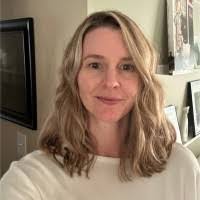 Amy Roark's Instagram, Twitter & Facebook