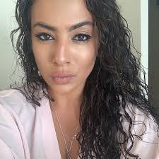 Anisa Carter's Instagram, Twitter & Facebook