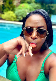 Reba Hollingsworth -...