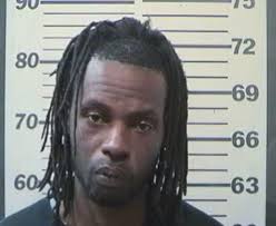 Mobile Popeye's robbed Sunday, victim shot in leg