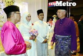 Quei lievi segni precoci… puan sri rohana e tan sri abdul hamid (malesia). Puan Sri Rohana Sulaiman Univ Of Kent Llb Solicitor With Skrine Co And Bank Negara Malaysia Exec Dir Bel Communications M Sdn Bhd 2 Y A M