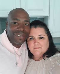 Leann Williams's Instagram, Twitter & Facebook