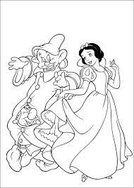 Dibujos Para Colorear Blancanieves Y Los Siete Enanitos 2 Blancanieves Y Los Siete Enanitos Libro De Colores Dibujo De Blancanieves