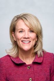 Gretchen Mclain's Instagram, Twitter & Facebook