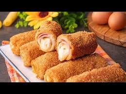Pe capatul fiecarei felii de sunca se pune cate o fasie de cascaval si se ruleaza. Rulouri Cu Sunca Si Cascaval Youtube Food Design Romanian Food Food