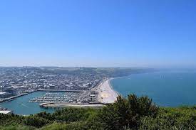 Cet été, on va dormir dans une petite maison en bois sur la plage haguenoise de kijkduin. Ma Cabane De Plage Fecamp Aktualisierte Preise Fur 2021