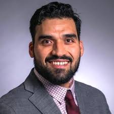 Amanda Batta (@mandyholloman)