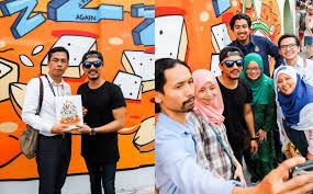 Faizal tahir — ragaman 04:11. Sempena Lancar Album Terakhir Faizal Tahir Ada Mural Sendiri Di Kl Note Untuk Awak