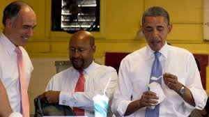 18 images of Barack Obama eating ice cream - ABC7 Los Angeles