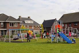 Ruimte genoeg dus om op eigen terrein activiteiten te ondernemen. Geef Uw Mening Over Speel En Sportplekken