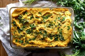 From prime rib to scalloped potatoes, we have a plethora of recipes to make sure you have a delicious holiday season! 15 Christmas Dinner Alternatives For Vegetarians