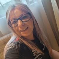 Mandy Peel's Instagram, Twitter & Facebook