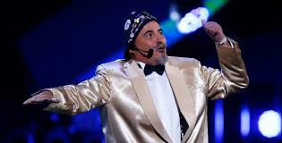 En el programa mentiras verdaderas, paul vásquez, más conocido como el flaco, contó su experiencia ayudando en atacama y el chistoso paul vásquez, quien estuvo ayudando como voluntario en la región de atacama estuvo invitado en el programa. Paul Vasquez Y El Flaco Sortearon Con Exito La Compleja Quinta Jornada De Vina 2020