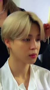 El encanto de Jimin: un ícono de belleza y talento