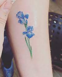 Kleine Iris Tattoo Blumen Tatucvety Iris Tattoo Iris Flower Tattoo Chic Tattoo