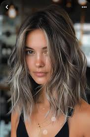 Hair colour expert needed! I went to a stylist from a salon I see  recommended
