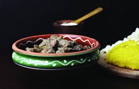 Desi este un sortiment de carne rosie (care nu este foarte recomandata de catre specialisti), carnea de miel este sanatoasa datorita continutului de seleniu. FripturÄƒ De Porc In Ceaun Rogob