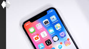 Why is the battery not showing on iphone xs max? Iphone Xs How To See Your Battery Percentage Icon Youtube