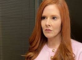 I'm a long time lurker of the dull men's group but since I'm a woman I felt  more suited here 😅 dullest thing that has happened to me was last night and