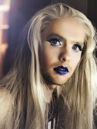 Amber Slater's Instagram, Twitter & Facebook