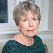 Stephanie Brewster's Instagram, Twitter & Facebook