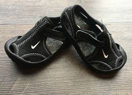 Black And Gold Nike Slides Toddler Nike Infant Stretch Water Sandals For Swim Or Play 5c Baby Toddler Black Unisex Fashion Clothing Shoes Accessories Baby Water Sandals Baby Shoes Baby Nike