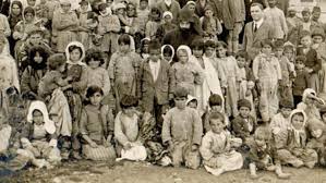 Etwa 94% der armenier betrachten sich selbst als armenische christen, die ihren glauben direkt von den apostel christi hergeleitet haben. Genocide Armenien Que S Est Il Passe En 1915 1916 Ca M Interesse