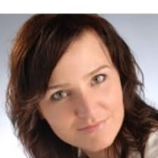 Angelique Helm's Instagram, Twitter & Facebook