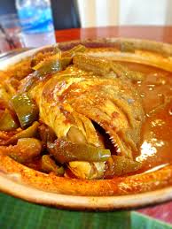 Dig in to a delicious banana leaf curry meal. Samy S Curry Singapore Food Review Dempsey Indian Curry
