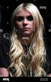 John w taylor hi-res stock photography and images