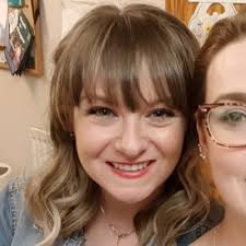 Laura McMurray (@lauraxtweet)