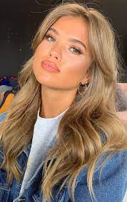 Inspired by the '90s trend, these bangs are defined by a heavy center part with a curved shape. 22 Best Curtain Bangs For Every Hair Type Stylish Curtain Bang