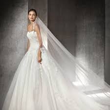 Das bedeutet jedes model/ brautkleid ist nur einmal im studio vorrätig und kann nicht mehr nachbestellt werden. Sehen Sie Die 80 Besten St Patrick Brautkleider 2017 Kreationen Die Sie Sprachlos Machen Werden