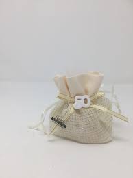 Tra gli alberghi più antichi ditalia il grand hotel savoia ha alle spalle ben 120 anni di storia oggi riportata agli antichi splendori da. Bomboniera 50 Di Matrimonio Completa Di Sacchetto Confetti Biglietto E Ciondolo Arte Sacra Candotti