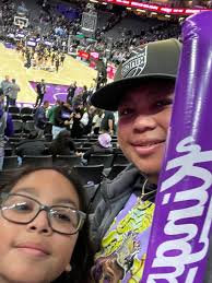 Big night for the Henrique family as he celebrated his 1,000th game 🤩