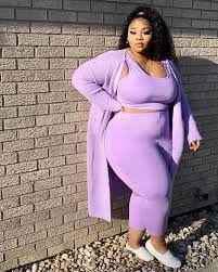 Customer service focused · free shipping & return Beautiful Plus Size Women