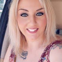 Amanda Wiswell's Instagram, Twitter & Facebook